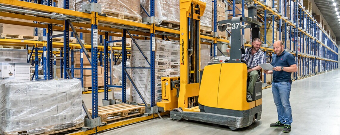 Gruppenleitung Versandsteuerung Logistik (m/w/d), 1. Bild